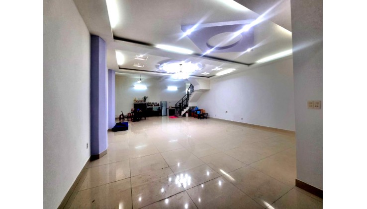 Bán Nhà 3 Tầng Hẻm Xe Tải 162m2_8.3x19.5 Chỉ 13 tỷ Nhỉnh Gần Phạm Văn Đồng Linh Tây Thủ Đức
